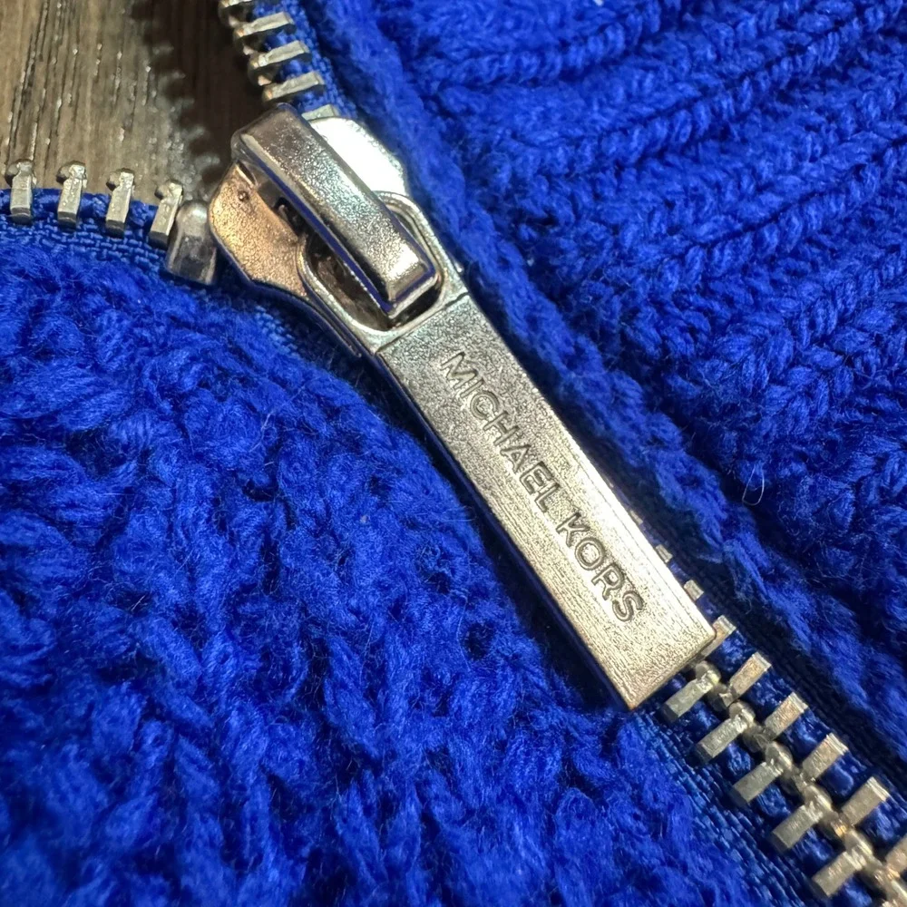 Michael Kors Cold Shoulder Zip‎ Neck Sweater Blue Ribbed Knit Size S